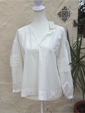 Magaschoni Ivory V-Neck Pintuck Sleeve Blouse